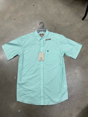 Ariat Mint Green Short-Sleeve Button-Down with Micro Dot Print